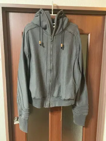 Jian ye orbit hood 후드티 시착만 한 상품 컨디션 최상