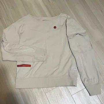 지스타 로우 베이지 트레이닝복