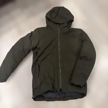 LULULEMON 후드 부착 다운 자켓 올리브 그린