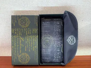 Miskeen 손글씨풍 디자인의 블랙 장지갑