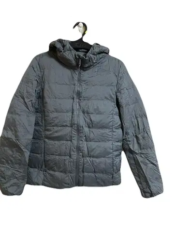UNIQLO 울트라 라이트 다운 후드 부착 자켓 카키 S