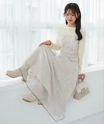 숄더 프릴 도킹 원피스 majestic legon