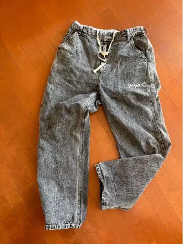 SEQUENZ 시크엔즈 와이드 데님 토끼 자수 와펜