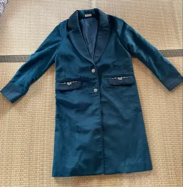 틸 체스터 코트