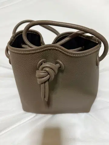 새상품급 vasic bond mini 숄더백 겸 2way 토프 계열