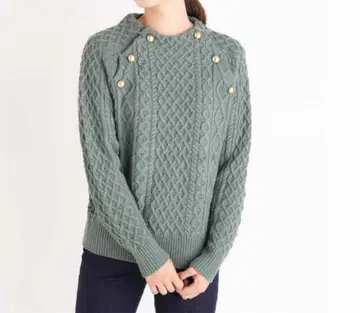 a.v.v 아베베 케이블 메탈 버튼 니트 풀오버 S