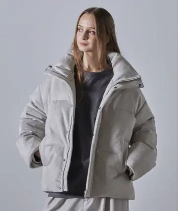 [ CLEL ] 볼륨 하이넥 숏 패딩 자켓