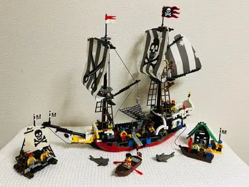 레고 남해의 용사 6289 다크 콜라다 호 외, 해적 3세트