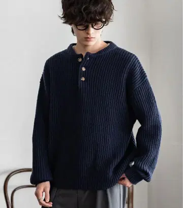Rocky Monroe 헨리넥 니트 스웨터