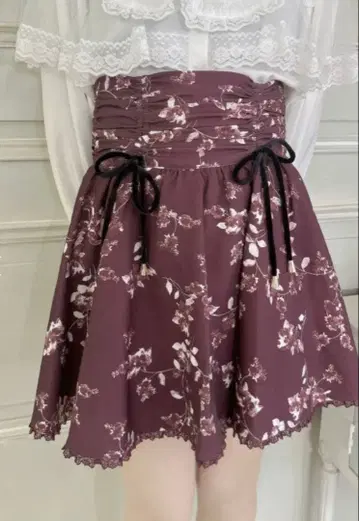 [택 포함 새상품] ROJITA 셔링 개더 스카쇼팬