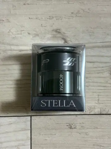 22 스텔라 4000M 스풀