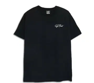 BeFirst 공식 굿즈 T셔츠입니다.