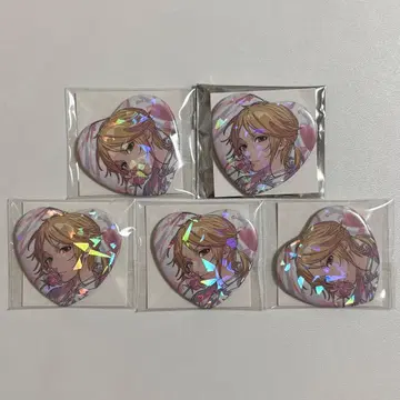 LIP x LIP 아이조 캔뱃지 LAFALY