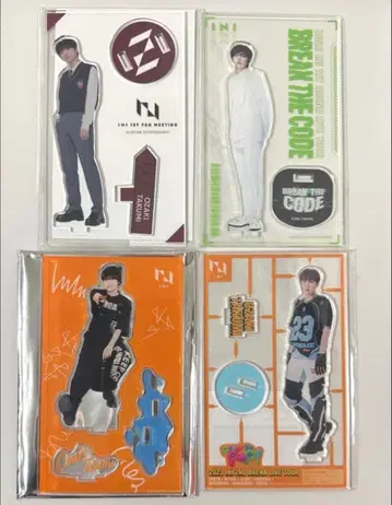 INI 오자키 타쿠미 아크릴 스탠드 4개 세트