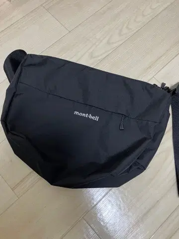 mont-bell 숄더백 블랙