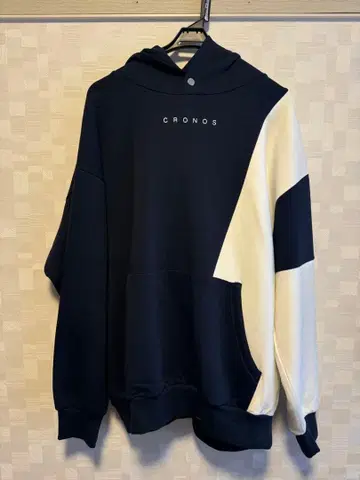 [ 새상품급 ] cronos #크로노스 #lyft #sung #후디