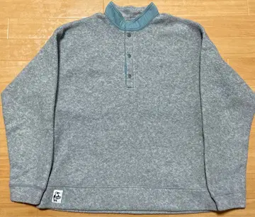 CHUMS 허리케인 탑 플리스 그레이 하프 버튼