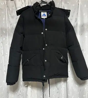 Cape Heights 블랙 다운 자켓 S