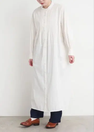 새상품 l'atelier du savon 프릴 칼라 긴팔 원피스 화이트