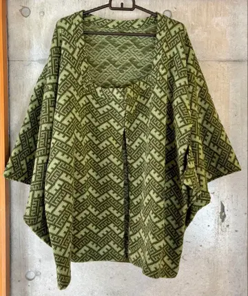 빈티지 레트로 니트 겉옷 기하학 패턴 그린 계열 숏 기장 기계 편직