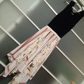 BELINDA 슬리브리스 원피스 사이즈 F