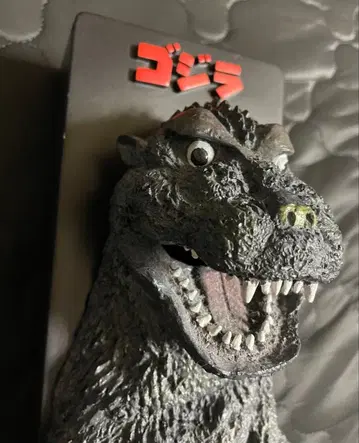 고질라 티슈 케이스