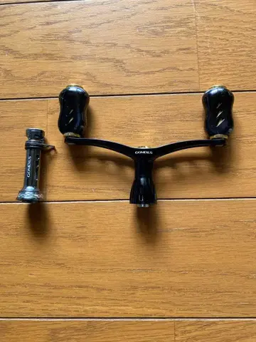 GOMEXUS 고메쿠서스 더블 핸들 릴 스탠드