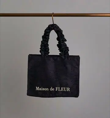 메종 드 플뢰르 스퀘어 토트백 S