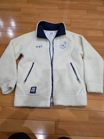 MBE 10주년 기념 플리스 자켓