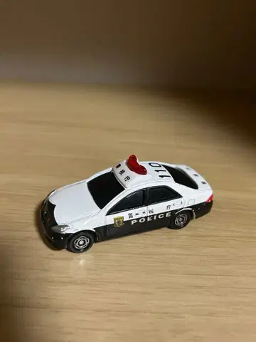 단종품 토미카 빛나는! 울리는! 라이트&사운드 토미카 패트롤카