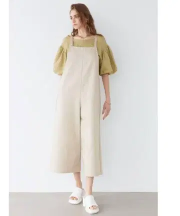 미개봉 새상품 ALEXIA STAM 알리시아 스탄 와이드 팬츠 살로펫 M