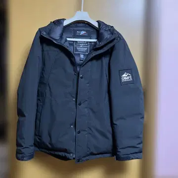 라이트온 CAMP7 후드 부착 다운 자켓