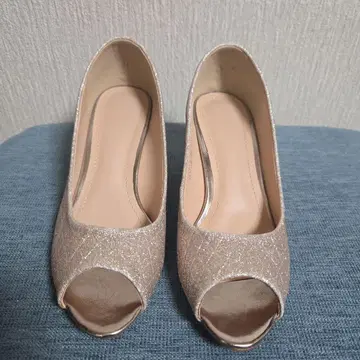 골드 글리터 오픈토 하이힐