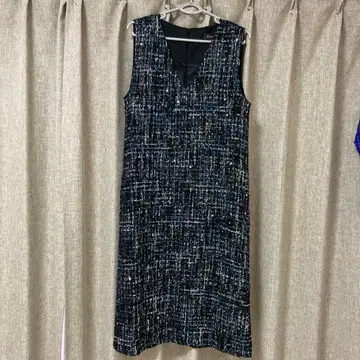 BIRTHDAY BASH 슬리브리스 무릎 기장 원피스 프리 사이즈