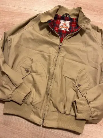 미사용품 BARACUTA 바라쿠타 G9 스윙탑 40 구제 의류