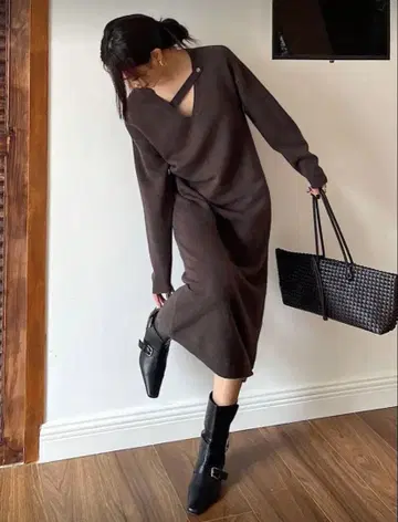 다크 브라운 니트 롱 원피스