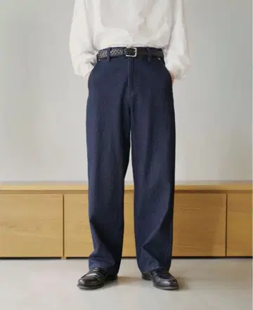 오센틱 스트레이트 데님 B5056