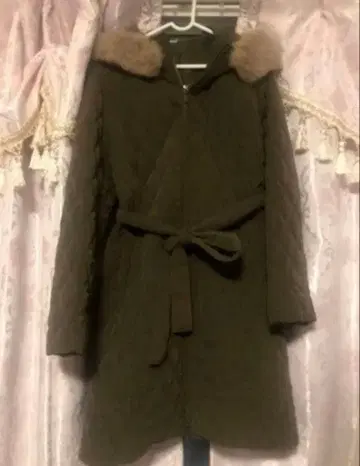 bou jeloud 퀼팅 후드 퍼 코트 부즈루드