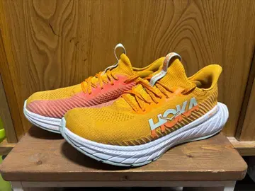 호카 오네오네 카본 X3 26.0cm 호카 카본X3