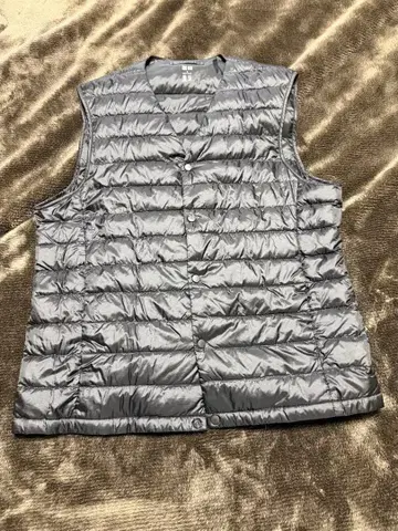 유니클로 UNIQLO 울트라 라이트 다운 베스트 M 블랙