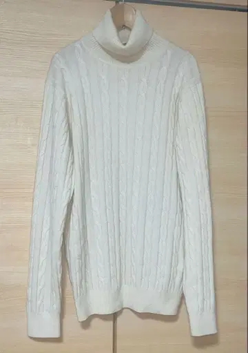 뷰티 앤 유스 캐시미어 케이블 짜임 터틀넥 스웨터 XL