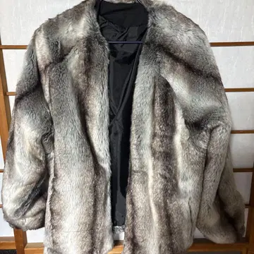 [ 완판템 ] GLIMCLAP(그림클랩) 인조 모피 칼라리스 자켓