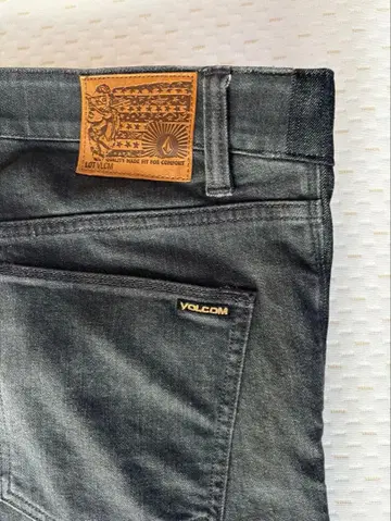 [ 새상품급 ] volcom 데님 팬츠