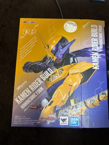S.H.figuarts 가면라이더 빌드 닌닌코믹 피규아트