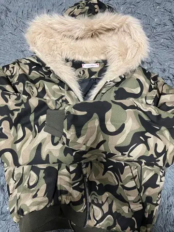 Vivi closet 카모 패턴 퍼 자켓