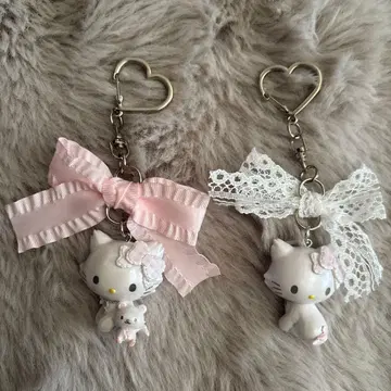 챠미키티 시크릿 키링 2개 세트