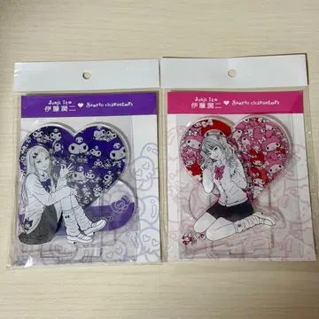 이토 준지 산리오 배경 포함 아크릴 스탠드 갸루 토미에 전 2종 세트