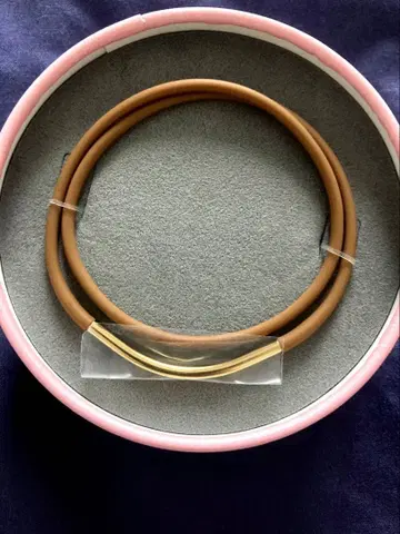 리에레이 루프 목걸이