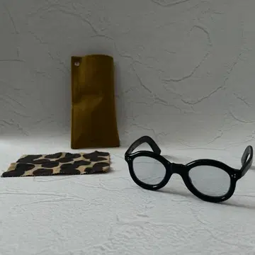 2024 리미티드 게파드 칼튼 느와르 블루