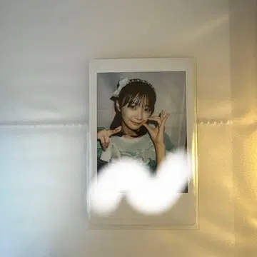 이타쿠라 카나 에비나 리리이베 폴라로이드